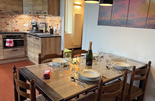 Chateau-Chinon House | CHAINTRE LA VALLEE A breathtaking view