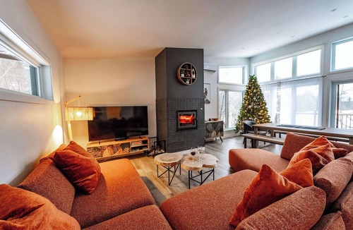 Sainte-Emelie-de-L'Energie Apartment | Chalet Serenia on Lake Beaudoin