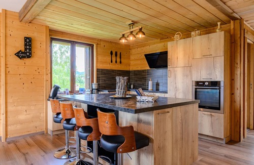Saint-Maurice-sur-Moselle Ski Chalet | Chalet "Le Brusyna" with Mountain View, Hot Tub, Private Terrace, and Wi-Fi