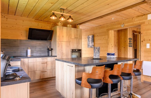 Saint-Maurice-sur-Moselle Ski Chalet | Chalet "Le Brusyna" with Mountain View, Hot Tub, Private Terrace, and Wi-Fi