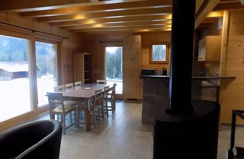 Saint-Maurice-sur-Moselle Ski Chalet | Chalet for 12 with Pond – 5 Bedrooms – Kotta