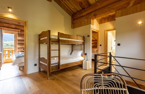 La Cabanasse House | Chalet L’Axurit - Familial, Jacuzzi, Sauna.