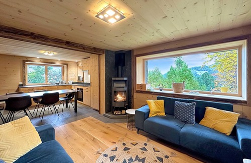La Tzoumaz Ski Chalet | Chalet à Didi - Alpes Paradise- Ski in and out