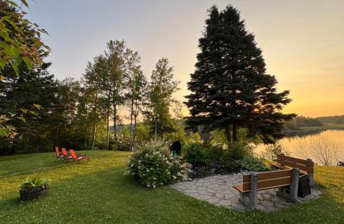Alma Ski Chalet | Chalet à la Baie Boudreault