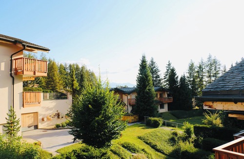 Lens Ski Chalet | Chalet à la Montagne
