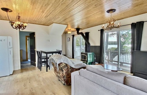 Adstock Ski Chalet | Chalet à Louer au Bord de L'eau - Lac du Huit