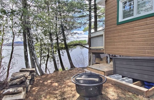 Adstock Ski Chalet | Chalet à Louer au Bord de L'eau - Lac du Huit