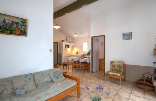 Usson-en-Forez House | Chalet à Usson-en-Forez avec cheminée, animaux admis et terrasse - FR-1-496-163