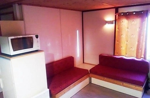 Clairvaux-d'Aveyron Ski Chalet | Chalet Étang du Diable