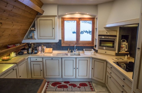 Pra Loup Ski Chalet | Chalet 10/12p in Pra-Loup 1580 -120m from cable car