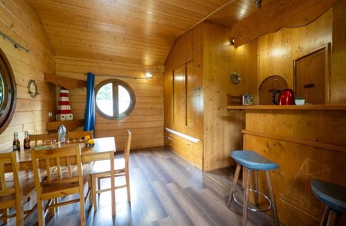 Bar-sur-Aube Ski Chalet | Chalet 2 étoiles - Piscine - eecebf