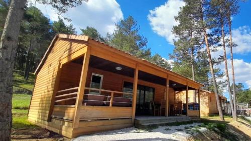Saint-Auban Ski Chalet | Chalet 2 étoiles - Piscine - ccbaeib