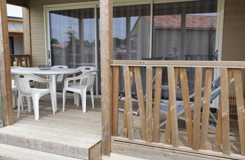 Marzan Ski Chalet | Chalet 2 chambres avec terrasse et climatisation près du Golfe du Morbihan - FR-1-783-19