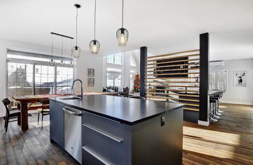 Stoneham Ski Chalet | Chalet 29 Chemin Blanc by Les Chalets Alpins