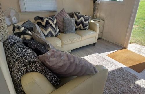 Warden Apartment | Chalet 291