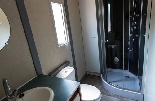 Vic-la-Gardiole Ski Chalet | Chalet 3 étoiles - Piscine - eehfhf