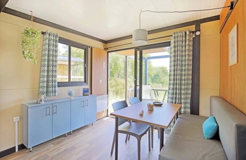 Lepin-le-Lac Ski Chalet | Chalet 3 étoiles - ccbfggg
