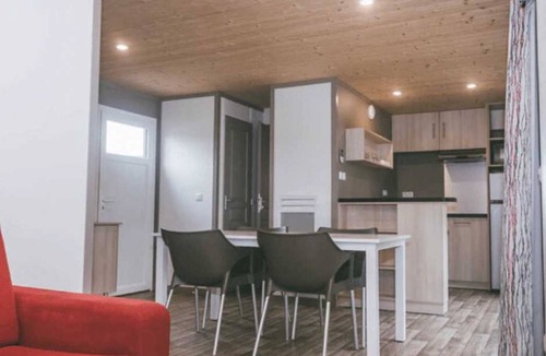 Rochefort-en-Terre Ski Chalet | Chalet 3 étoiles - Piscine - eebc0a