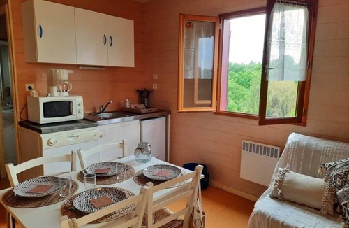 Vieille-Brioude Ski Chalet | Chalet 3 étoiles - Piscine - eeiigg