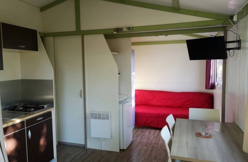 Collias Ski Chalet | Chalet 3 étoiles - Piscine - ccbfgce
