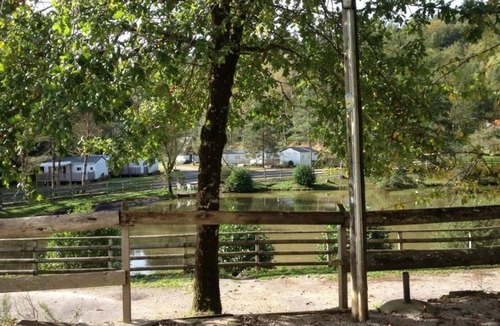 Correze Ski Chalet | Chalet 3 étoiles - Piscine - eeid0g