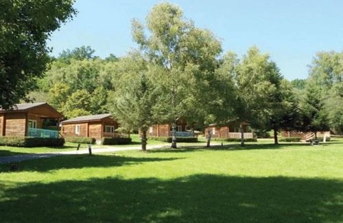 Correze Ski Chalet | Chalet 3 étoiles - Piscine - eeid0g