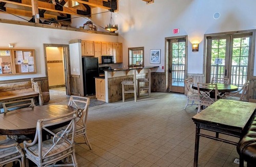 Government Camp Ski Chalet | Chalet 33 at the Official Collins Lake Resort