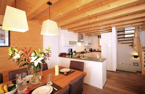 Heremence Ski Chalet | Chalet, 350m from shops, balcony, fireplace or stove, parking, tv, 150m², Thyon