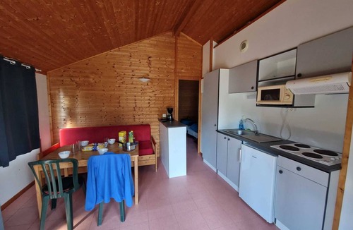 Saint-Geniez-d'Olt Ski Chalet | Chalet 4 étoiles - Parc aquatique - efah0g