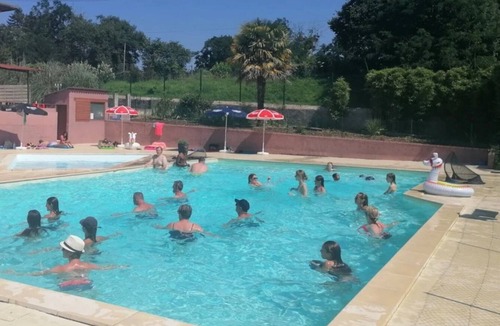 Saint-Gaultier Ski Chalet | Chalet 4 étoiles - Piscine - ccbbdfh