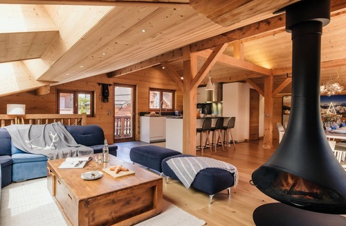 La Clusaz Ski Chalet | Chalet 4★, 15 guests, La Clusaz, sauna, village center, 7 bedrooms