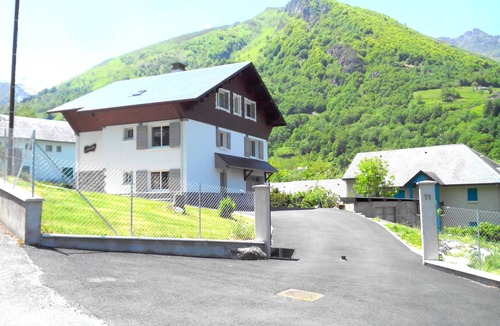 Cauterets Ski Chalet | Chalet 4 * for 14 people with outdoor SPA