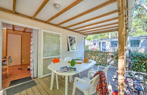 Saint-Hilaire-de-Riez Ski Chalet | Chalet 4 étoiles - Piscine - eecceh