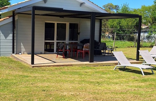 Hourtin Ski Chalet | Chalet 4 people with shared pool