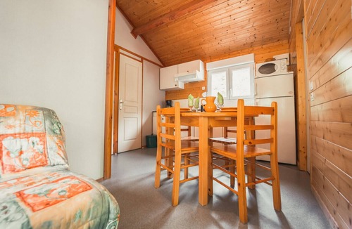 La Canourgue Ski Chalet | Chalet 4 pers. au Camping du Golf