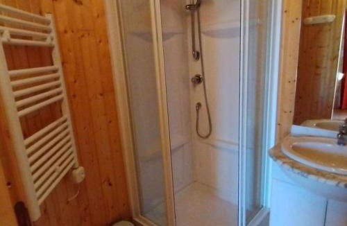 Naucelle Other | Chalet 4 pers avec Terrasse et Cuisine équipée - API-1-52-402