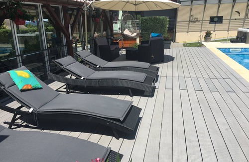 Corcieux Ski Chalet | Chalet 4 Personnes avec jacuzzi et piscine partagée