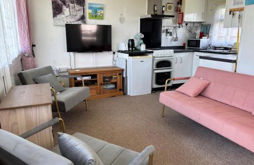 Mundesley Ski Chalet | Chalet 69