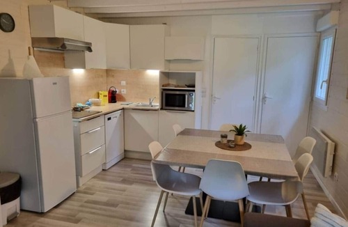 Saumur Ski Chalet | Chalet 7 - 8P-Pool -100m Black Frame