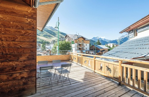 Mont-de-Lans Ski Chalet | CHALET 8 PEOPLE HYPER CENTER "LES DEUX ALPES" !