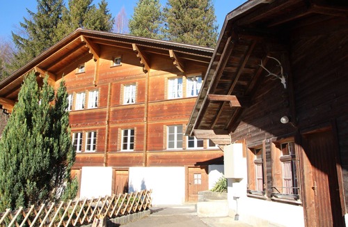 Innertkirchen Apartment | Chalet 9 (apartment on the upper floor)