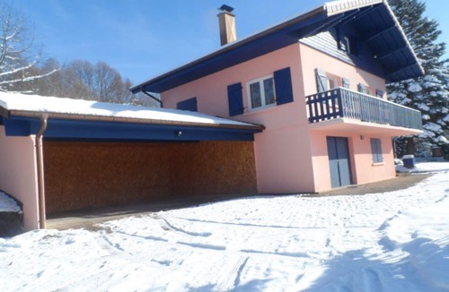Fraize Ski Chalet | Chalet 9 Pers-102m² - 4 Ch - SPA -SAUNA - BABY FOOT -PING PONG - WIFI - PÉTANQUE