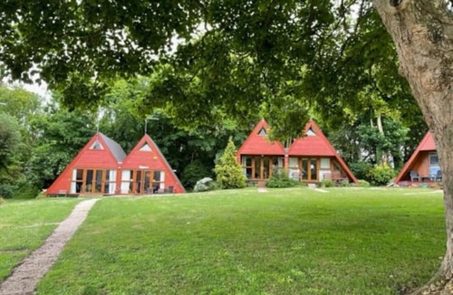 Great Mongeham Ski Chalet | Chalet 95, Kingsdown Holiday Park