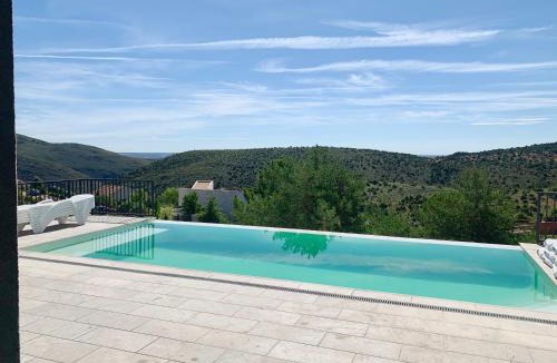 Torremocha de Jarama Villa | Chalet a estrenar, espectaculares vistas a la montaña