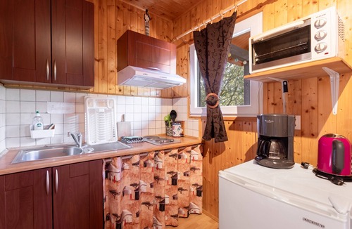 Rouffiac-des-Corbieres House | Chalet 'Afrique' with Mountain Views, Shared Pool, and Private Terrace