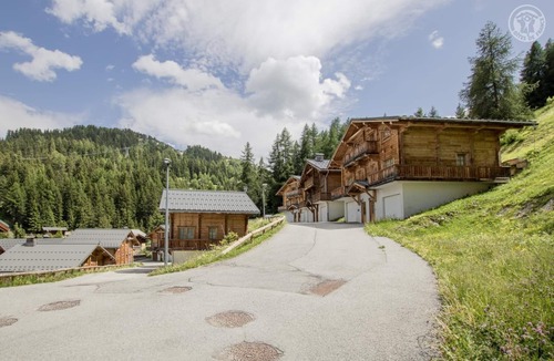 La Roche House | CHALET A6 - HONKA - LA PLAGNE TARENTAISE