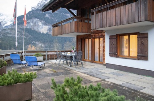 Grindelwald Apartment | Chalet Abendrot apARTments by Interhome