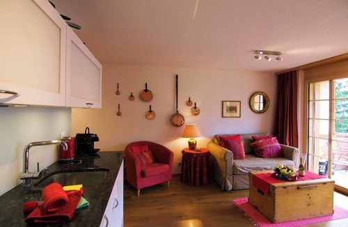 Wengen Ski Chalet | #Chalet Aberot.HOLIDAY FLAT #1 - BEST LOCATION & VIEWS IN TOWN