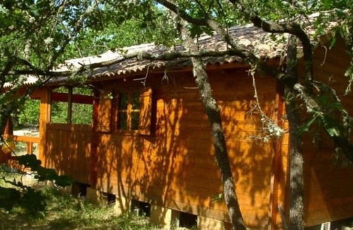 Simiane-la-Rotonde Cabin | Chalet Acanthe