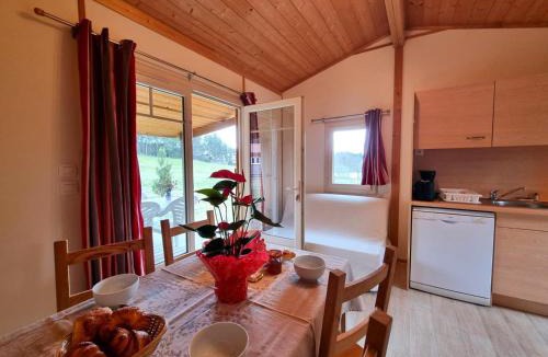 Usson-en-Forez House | Chalet accueillant au cœur d'Usson - 4 pers. - FR-1-496-398